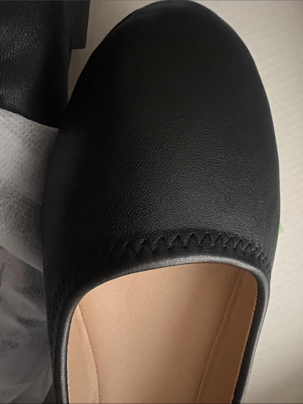 SOLE-HAPPY Women’s Black PU Slip-On Flats